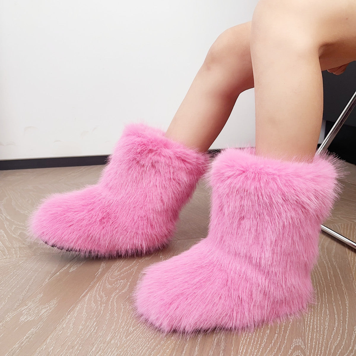 Chic Faux Fur Snow Boots