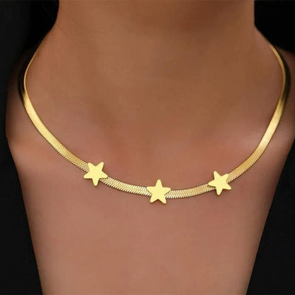 Bold Star & Chain Necklace