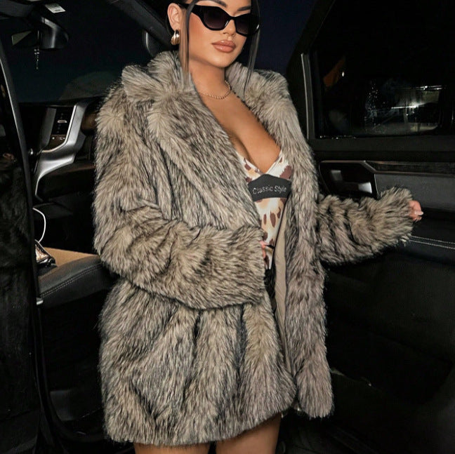 Luxury Women’s Fur Coat